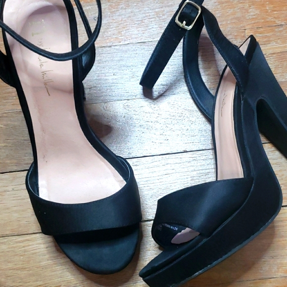n by nicole miller Shoes - n by Nicole Miller black satin peep toed heel